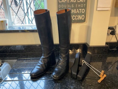 Pair black leather - of,