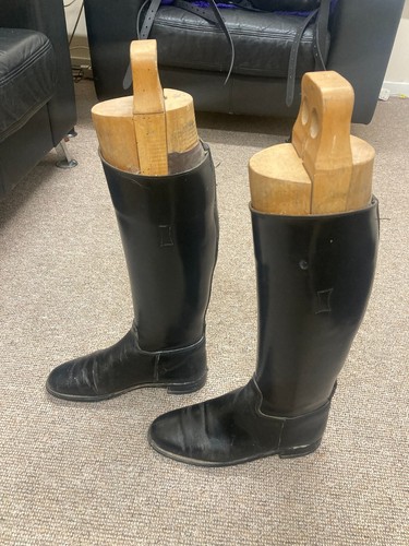 Vintage mens size black - uk, 10
